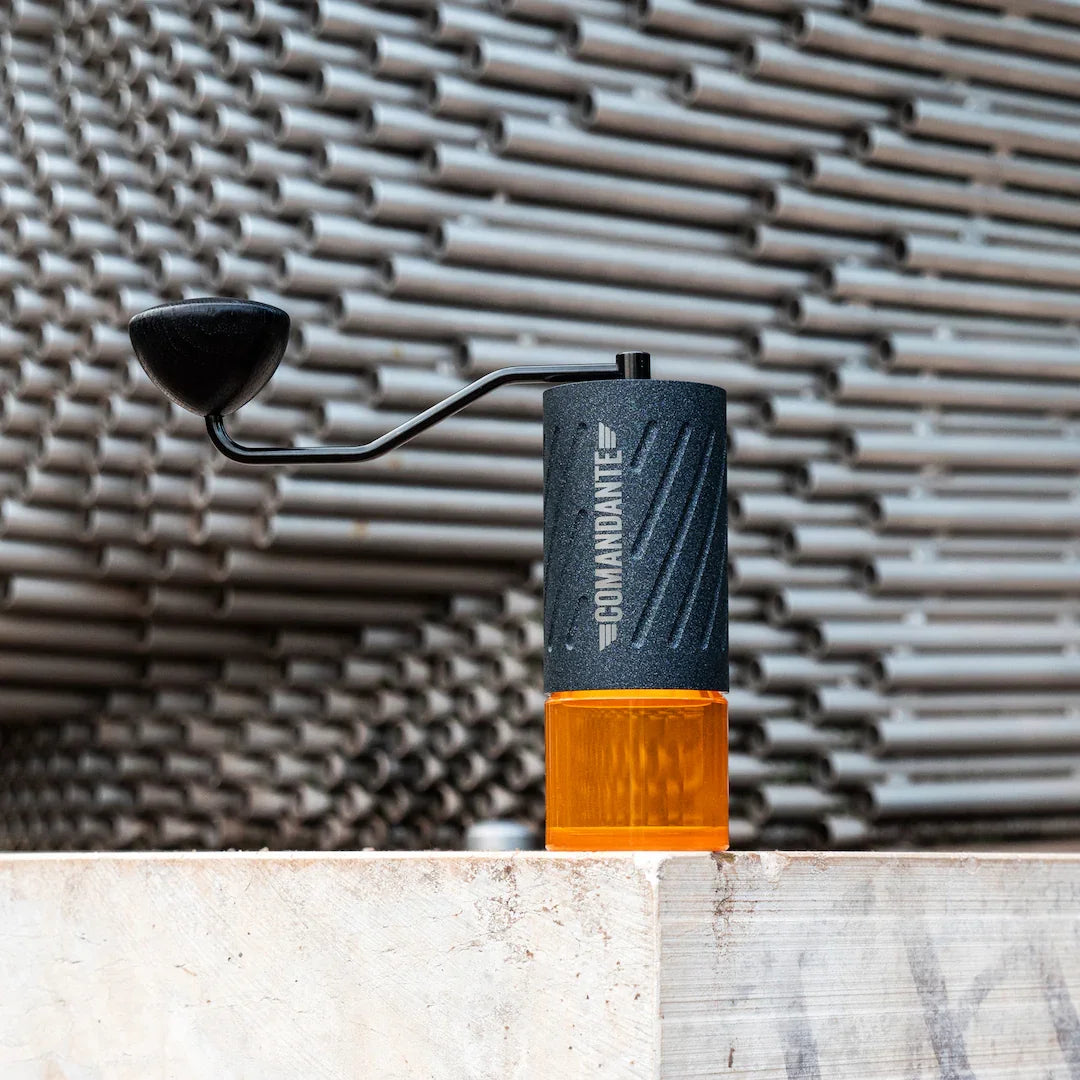 Comandante C60 Baracuda Kahve Değirmeni Nautilus Blue