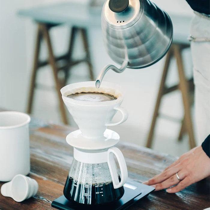 Hario V60 02 Seramik Kahve Demleme Seti Beyaz