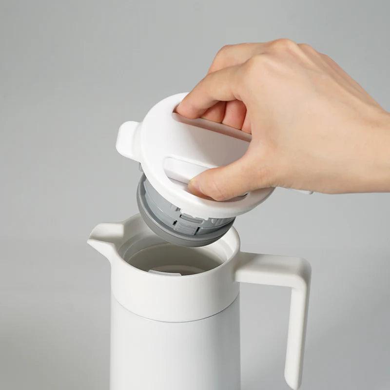 Hario Yalıtımlı Servis Sürahisi (800 ml) – Beyaz