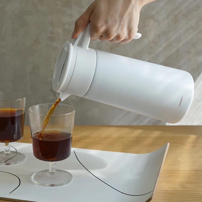 Hario Yalıtımlı Servis Sürahisi (800 ml) – Beyaz