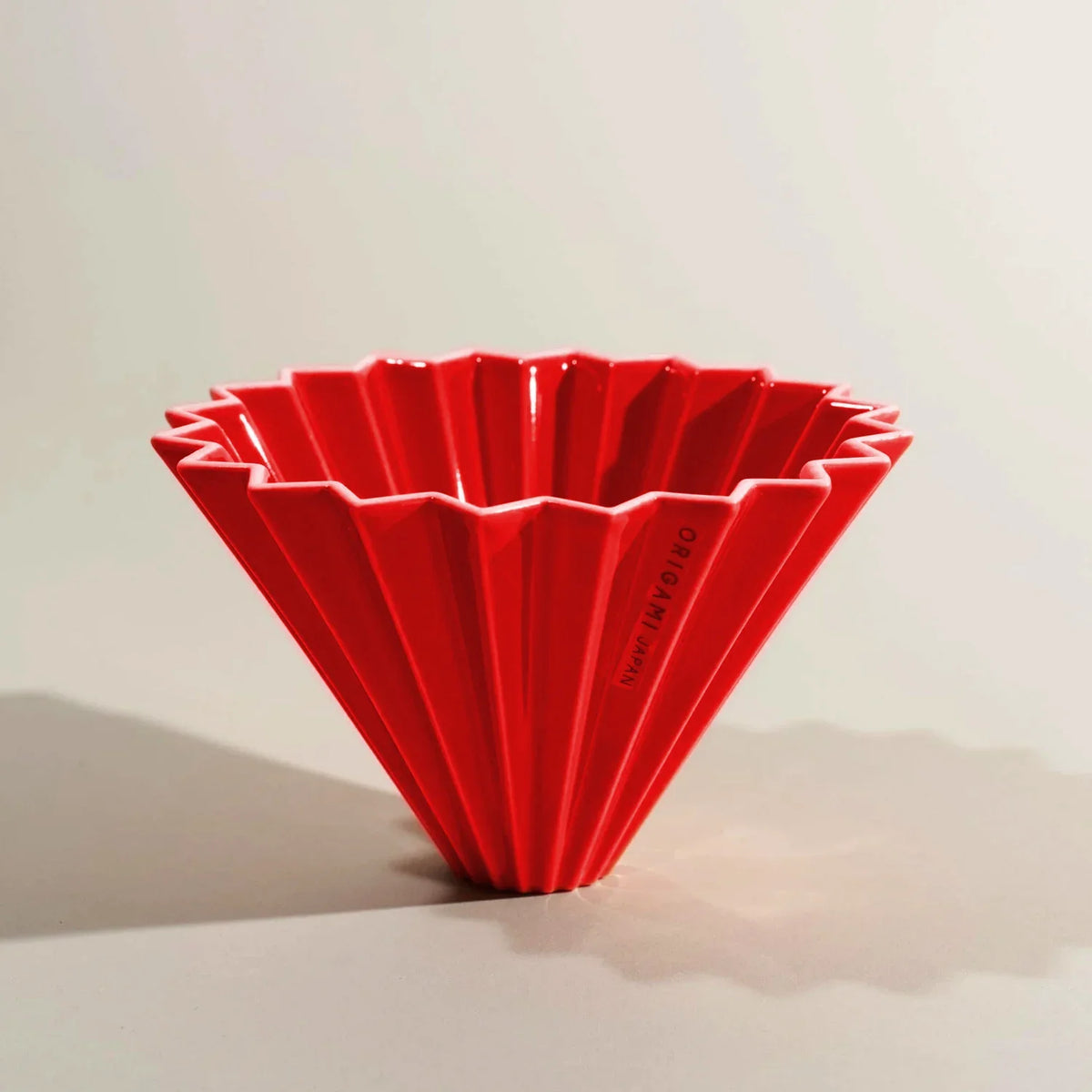 Origami Dripper M Şeffaf Tabanlı - Kırmızı