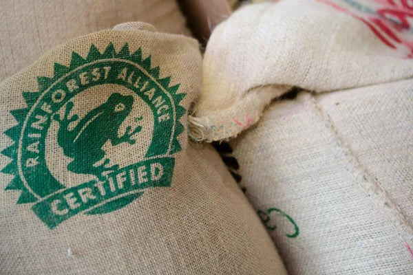 Kahve Sertifikaları Ne Anlama Geliyor? Yeni Yılda Bilinçli Tercihler - kahvebi