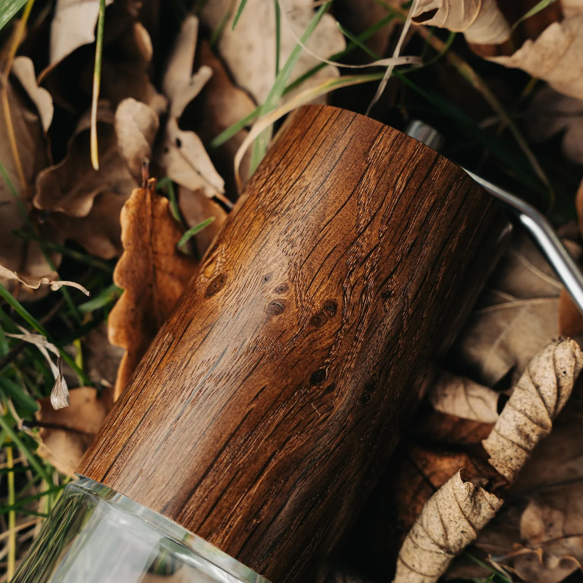 Comandante  C40 Nitro Blade VINTAGE OAK ROYAL MK4