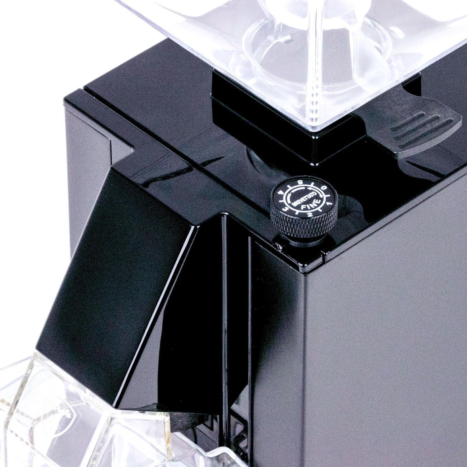 Eureka mignon filtro. Eureka mignon filtro. Аксессуары для eureka mignon filtro. Кофемолка eureka mignon filtro 50 15bl matt black. Кофемолка eureka mignon crono.